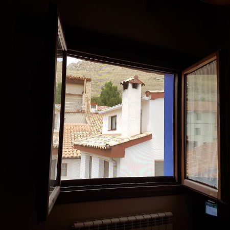 Hotel Rural El Horno De Aliaga Exteriör bild