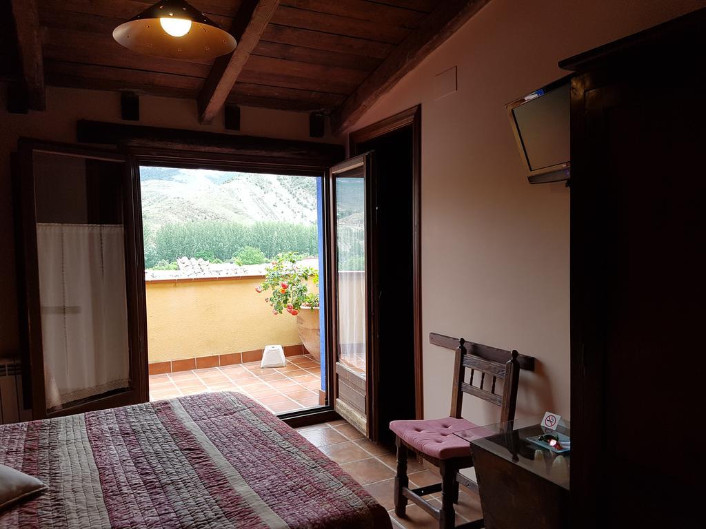 Hotel Rural El Horno De Aliaga Exteriör bild